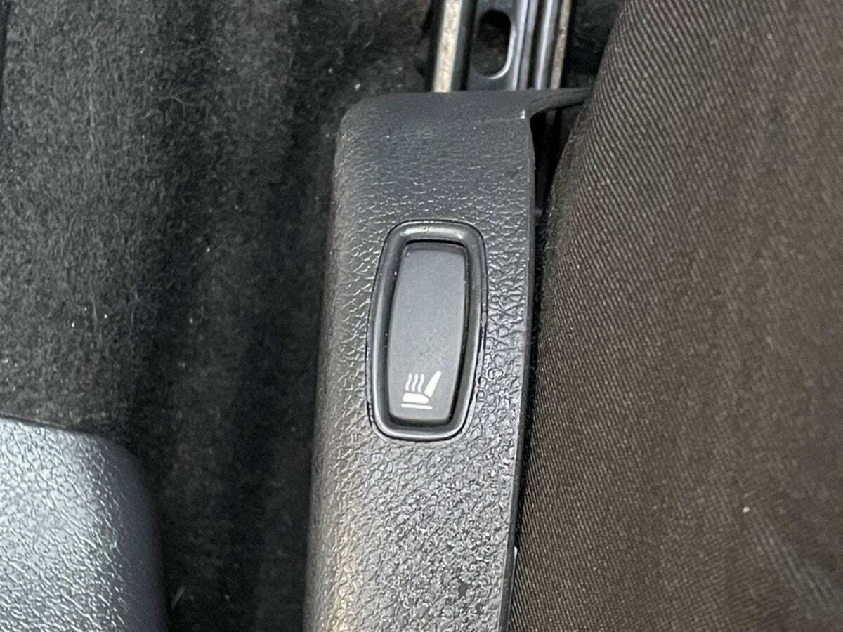 Brun Dacia Logan Stepway fra 2018 set indefra