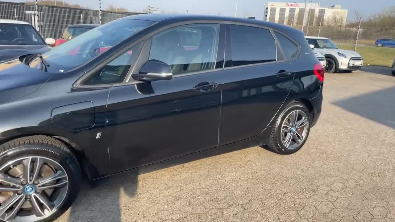BMW 225xe