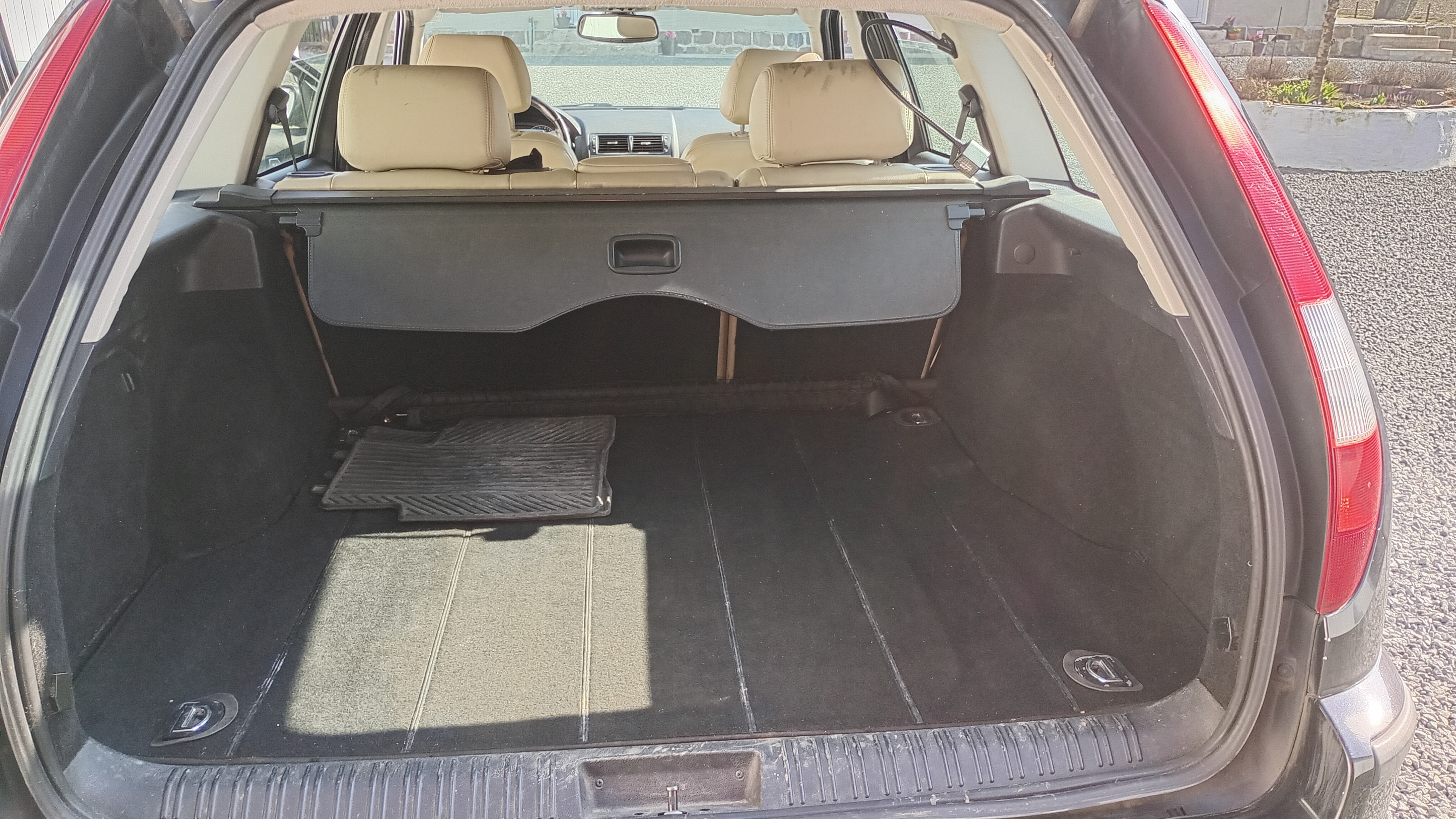 Sort Ford Mondeo fra 2004