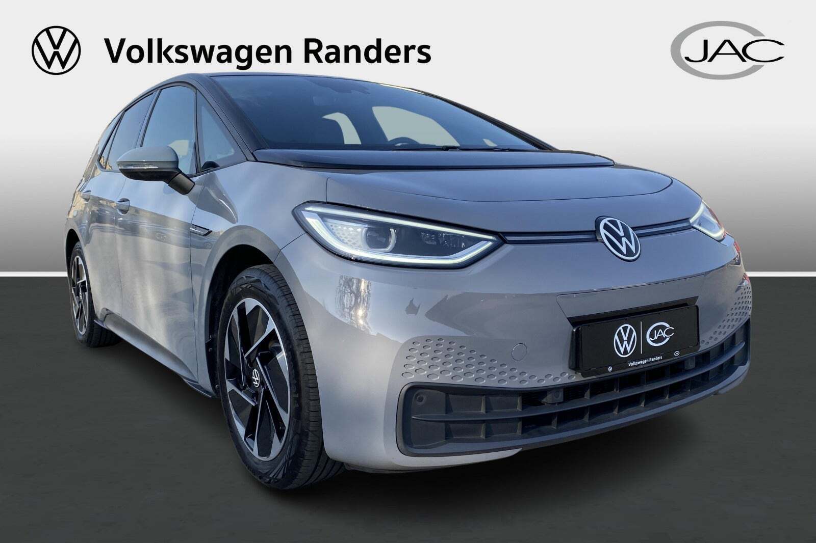 Grå VW ID.3 fra 2021 set udefra