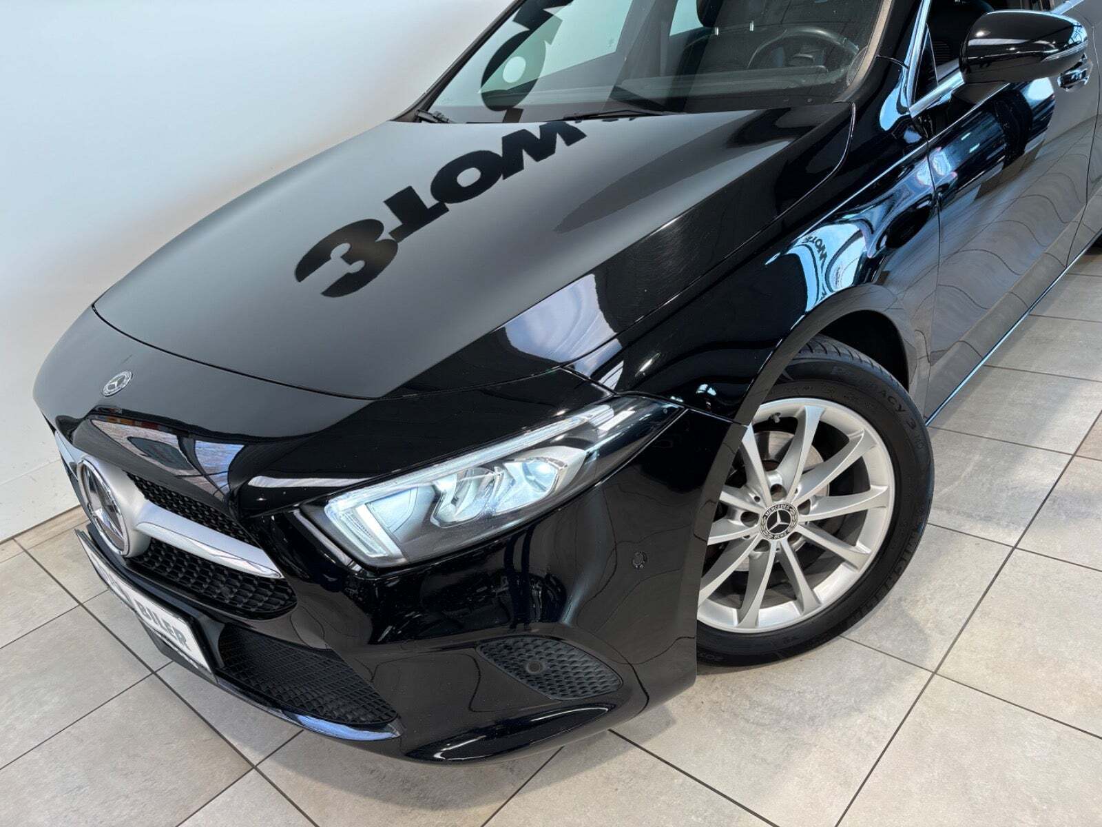 Sort Mercedes A180 d fra 2019
