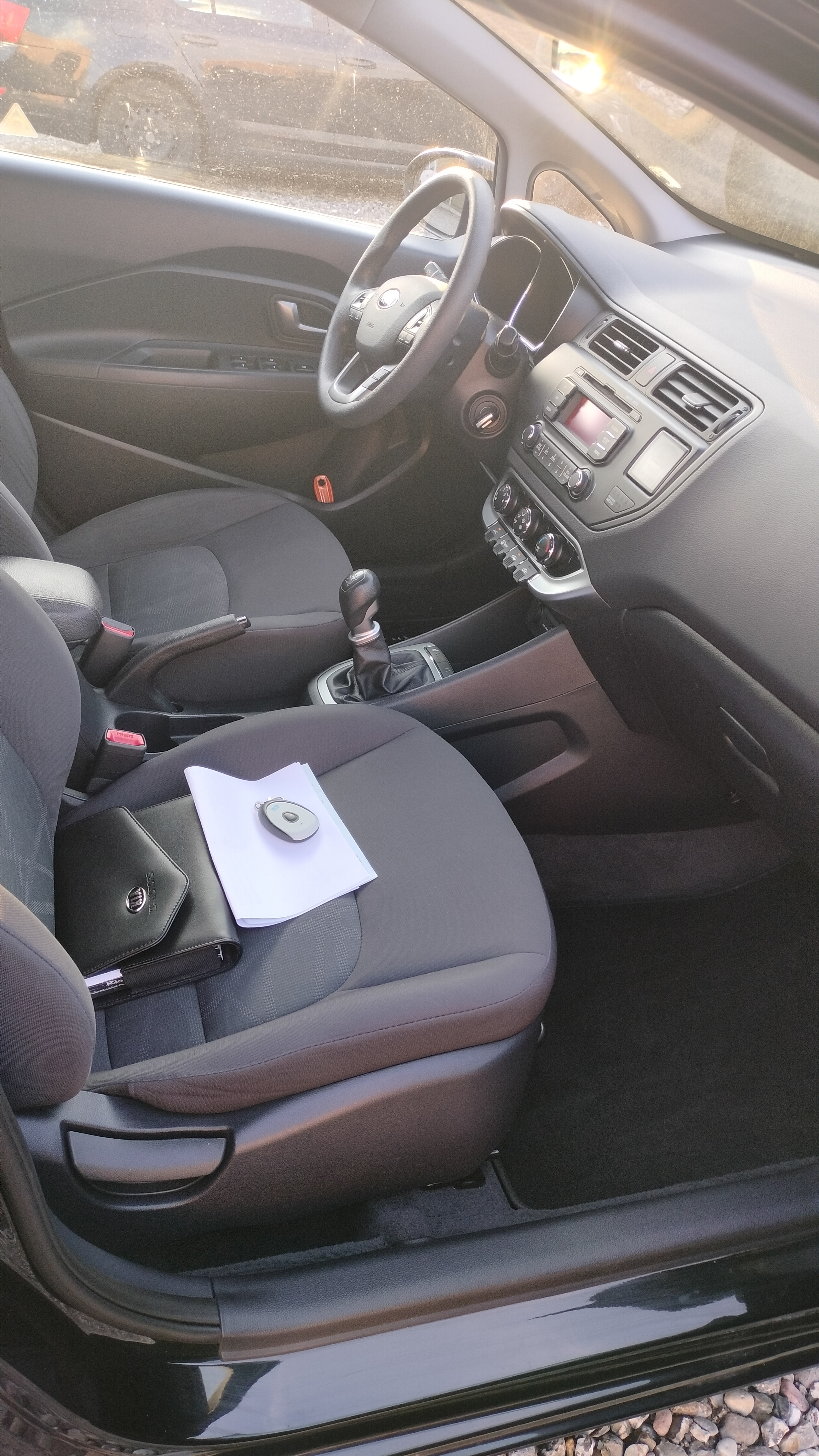 Sort Kia Rio fra 2014