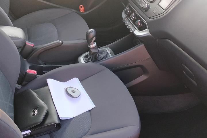 Sort Kia Rio fra 2014