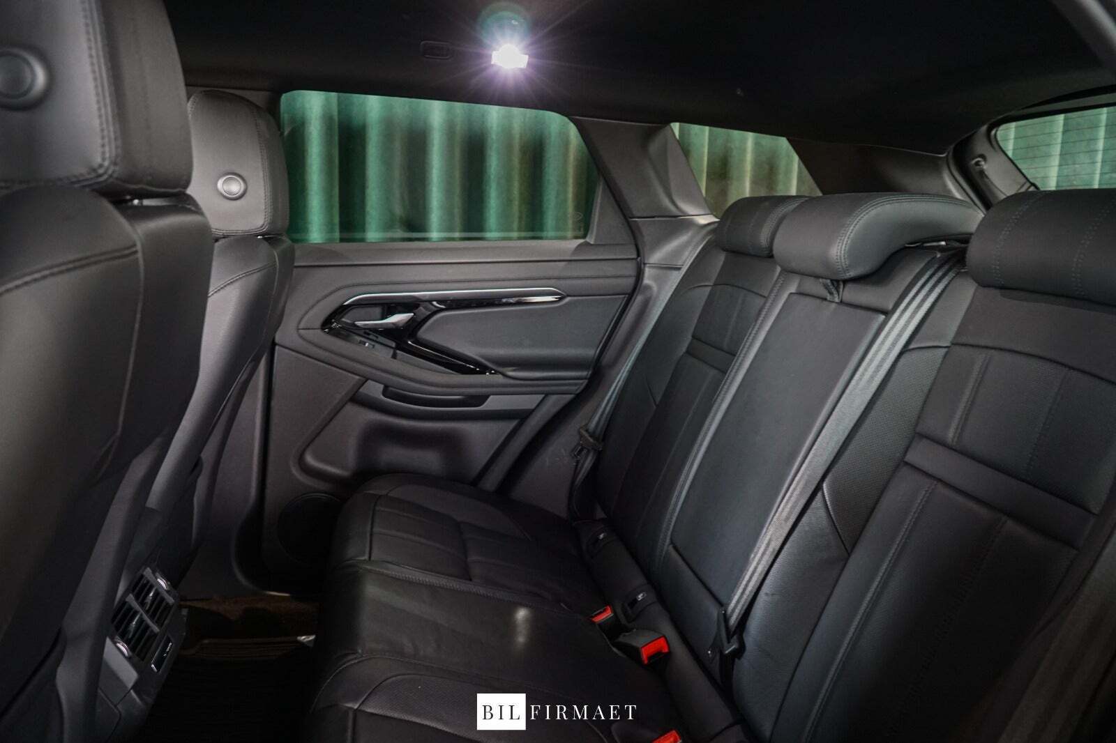 Sort Land Rover Range Rover evoque fra 2020