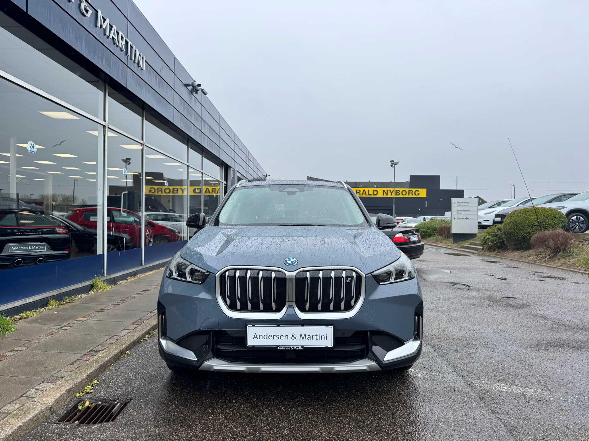 undefined BMW iX1 fra 2023