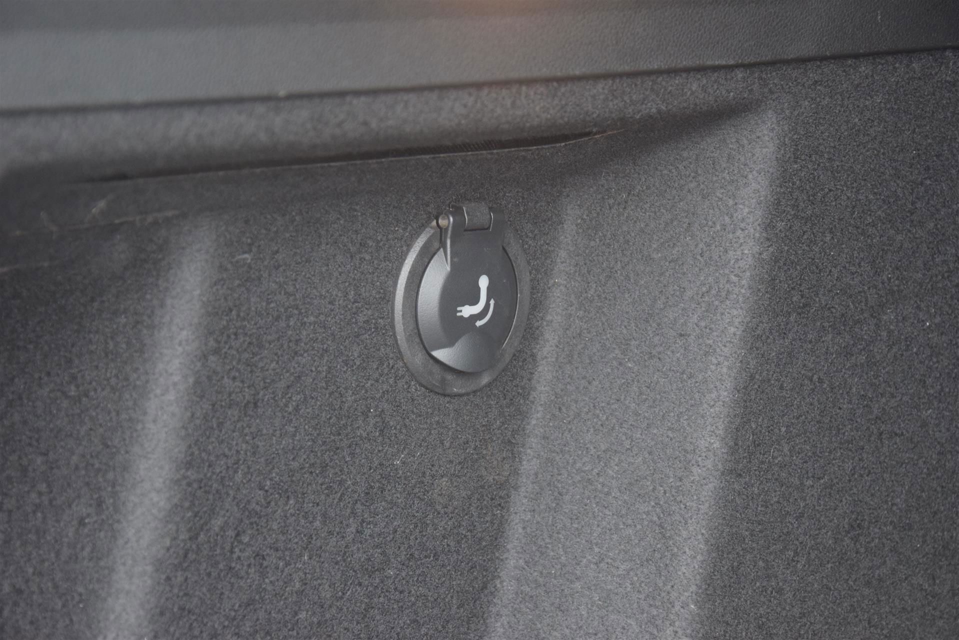 Hvid Renault Arkana fra 2022