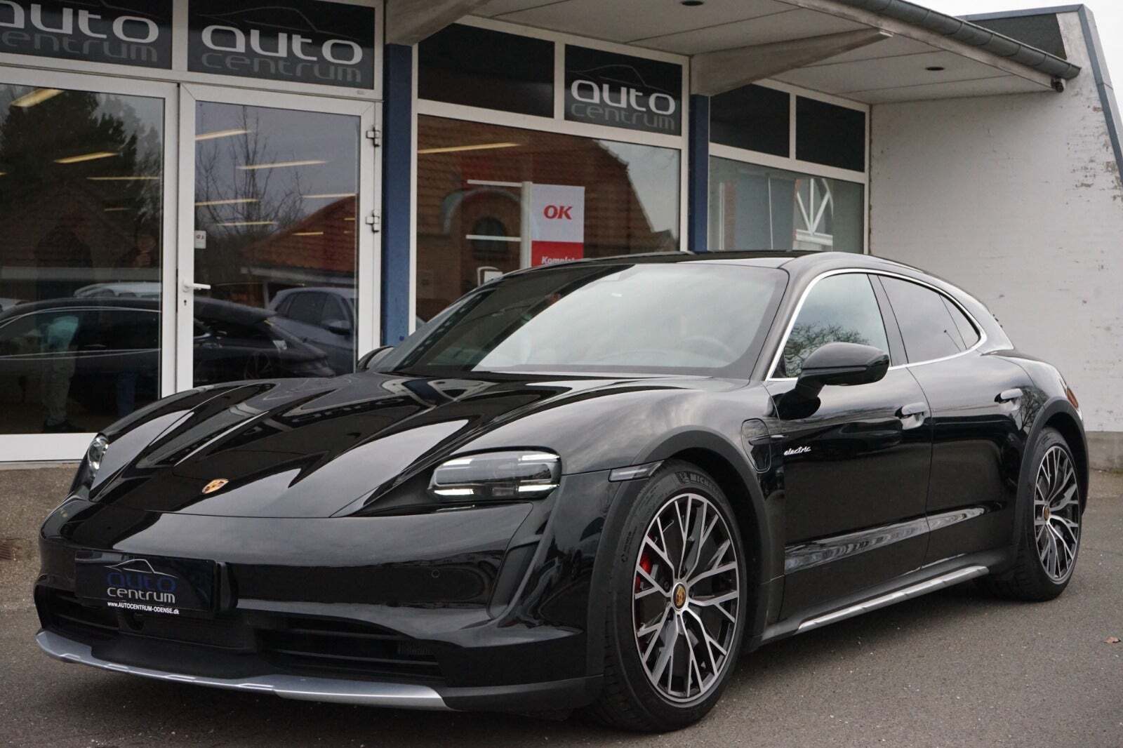 Porsche Taycan 4S