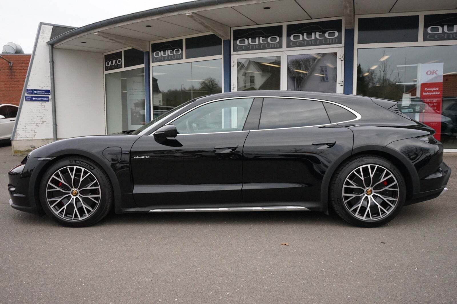 Porsche Taycan 4S