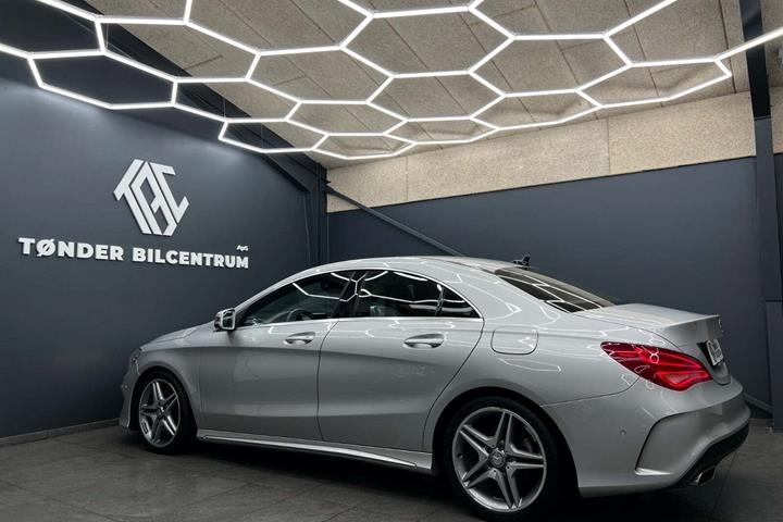 Sølv Mercedes CLA220 fra 2013