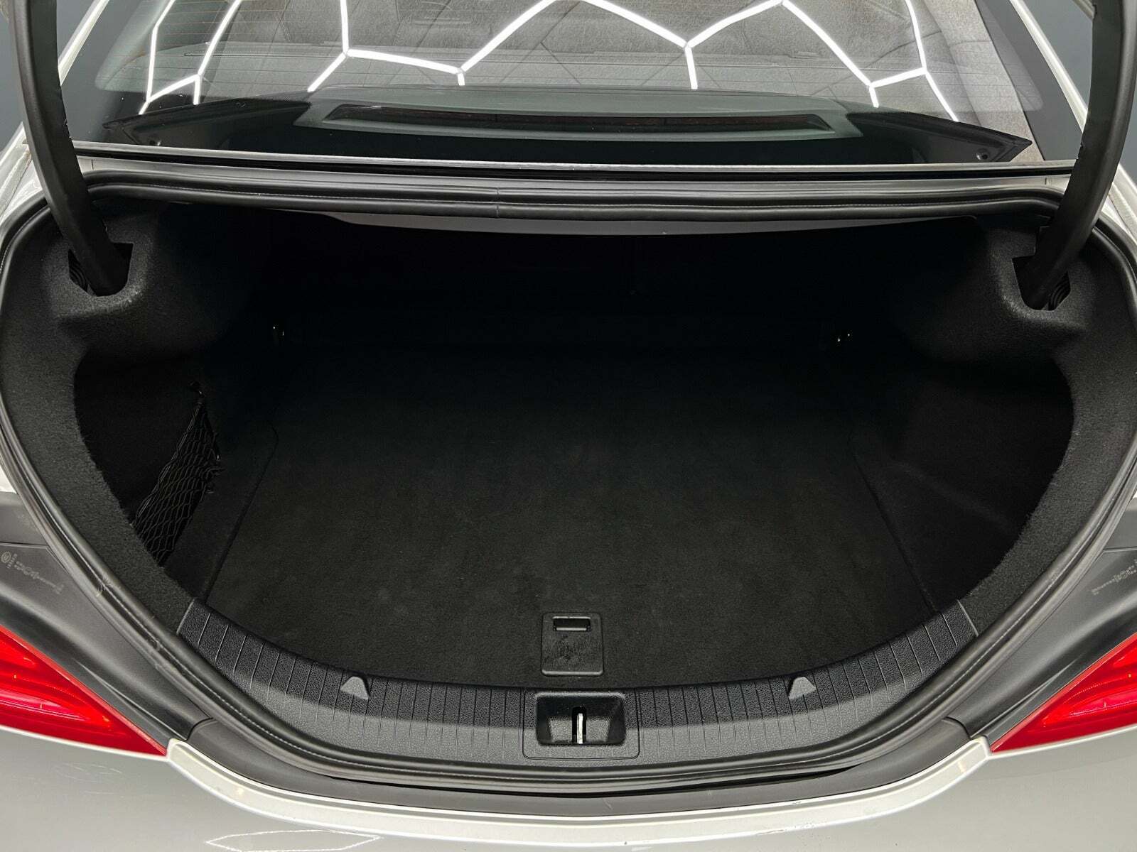 Sølv Mercedes CLA220 fra 2013