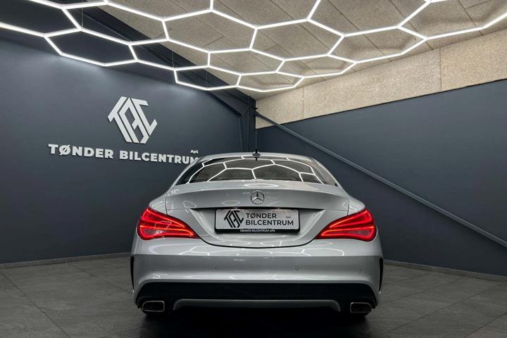 Sølv Mercedes CLA220 fra 2013