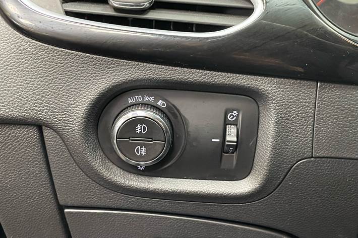 undefined Opel Astra fra 2017