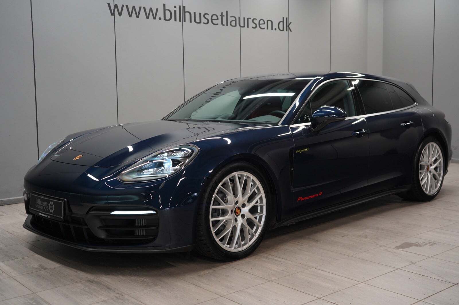 Porsche Panamera 4