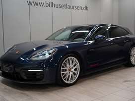 Porsche Panamera 4
