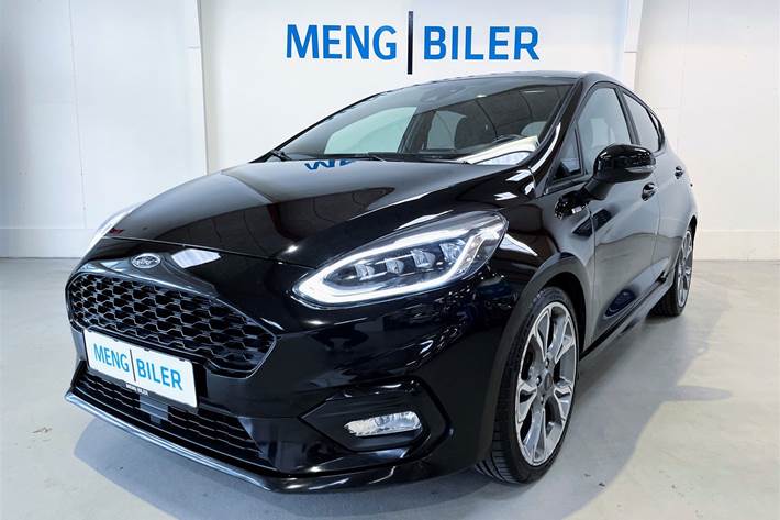 Sort Ford Fiesta fra 2018 set udefra