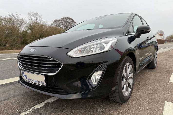 Sort Ford Fiesta fra 2018 set udefra