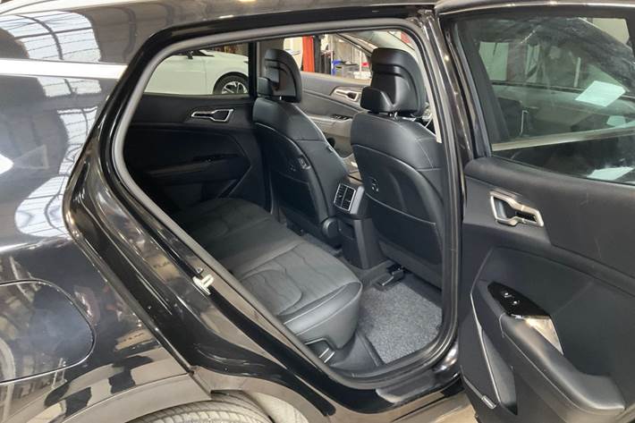 Sort Kia Sportage fra 2023