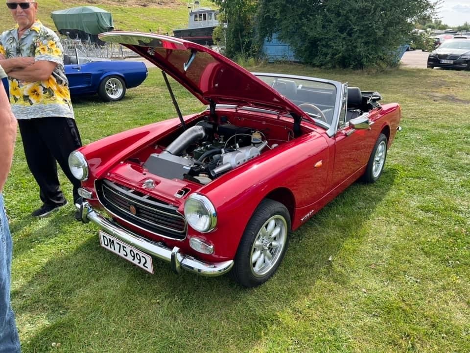 Rød MG Midget fra 1970