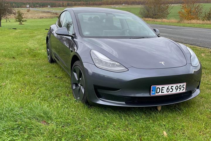 undefined Tesla Model 3 fra 2021