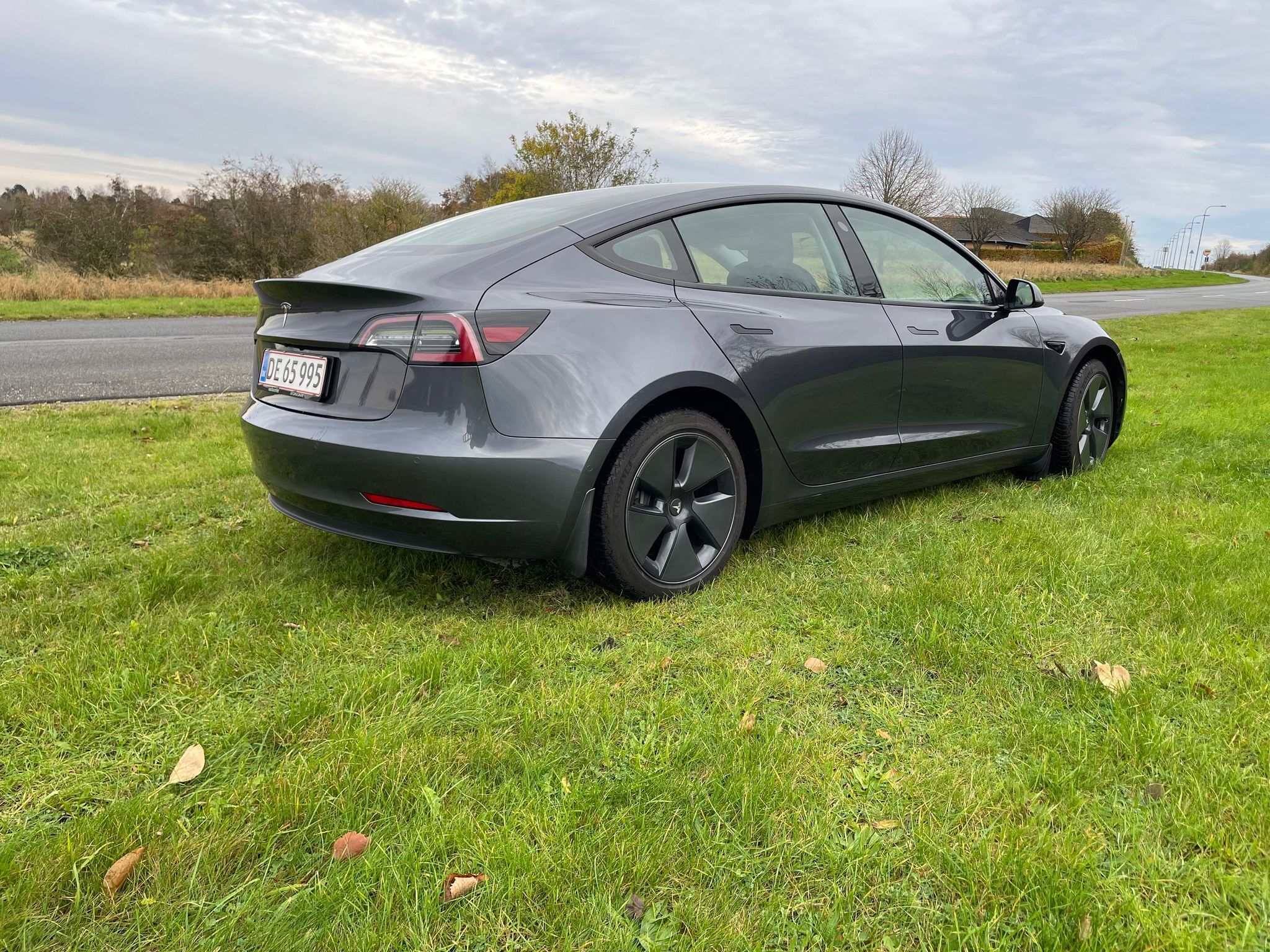undefined Tesla Model 3 fra 2021