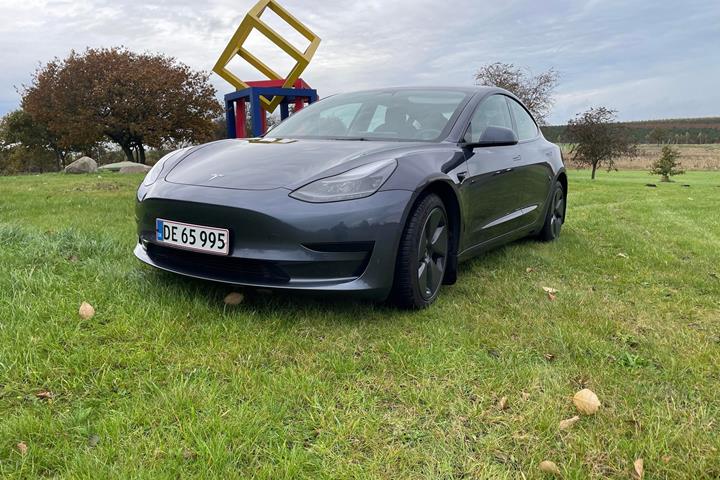 undefined Tesla Model 3 fra 2021