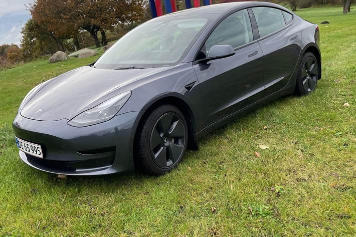 undefined Tesla Model 3 fra 2021