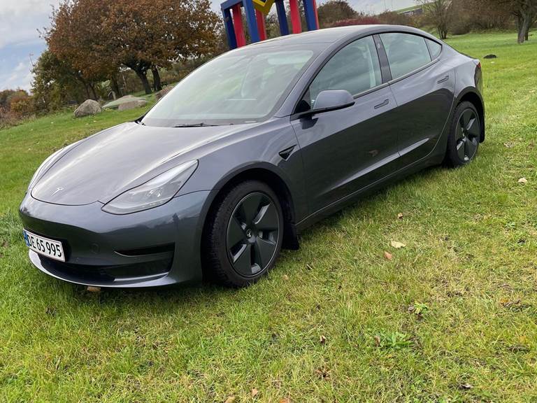 Tesla Model 3 239kW