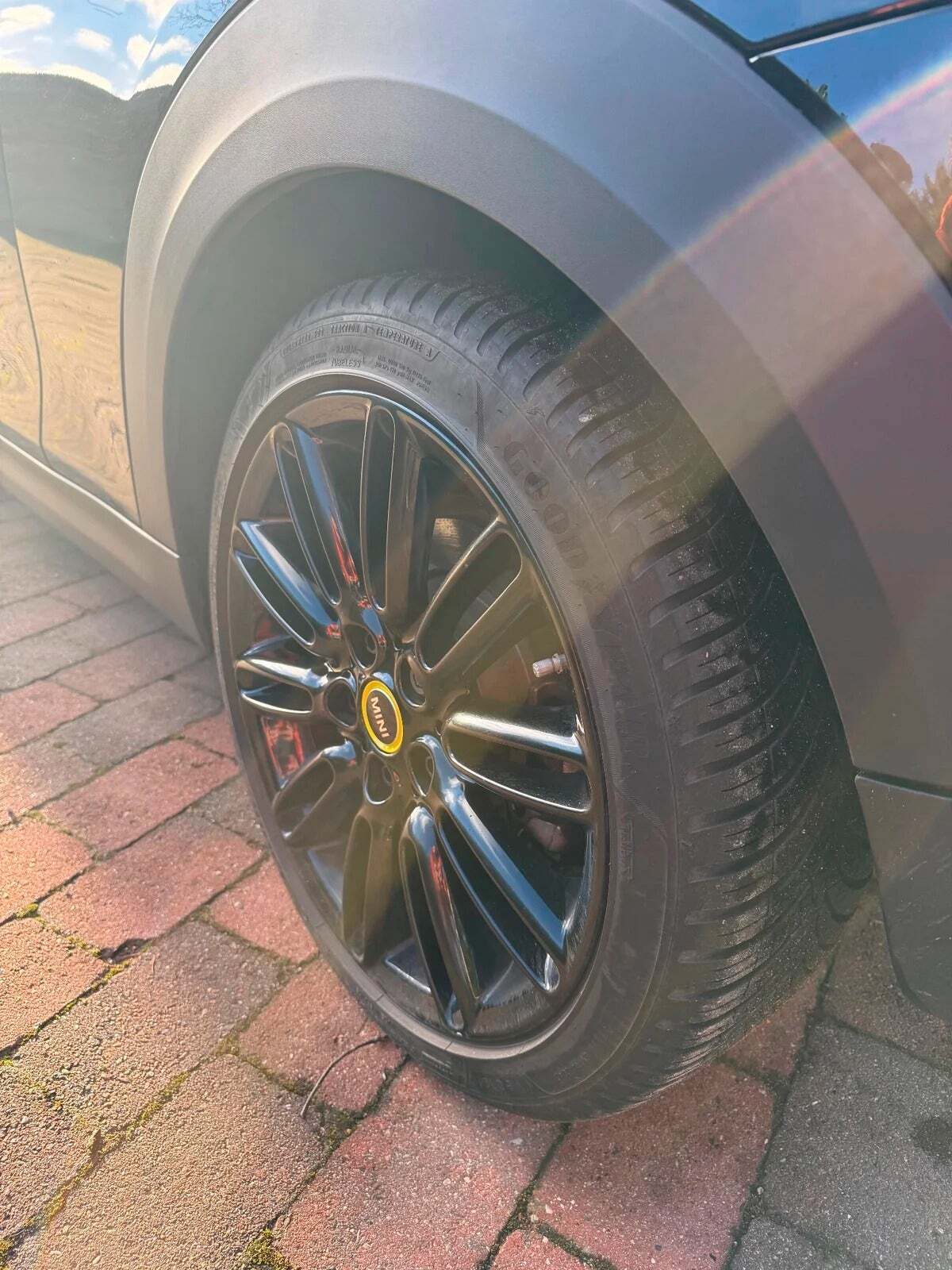 Sort Mini Cooper SE fra 2021