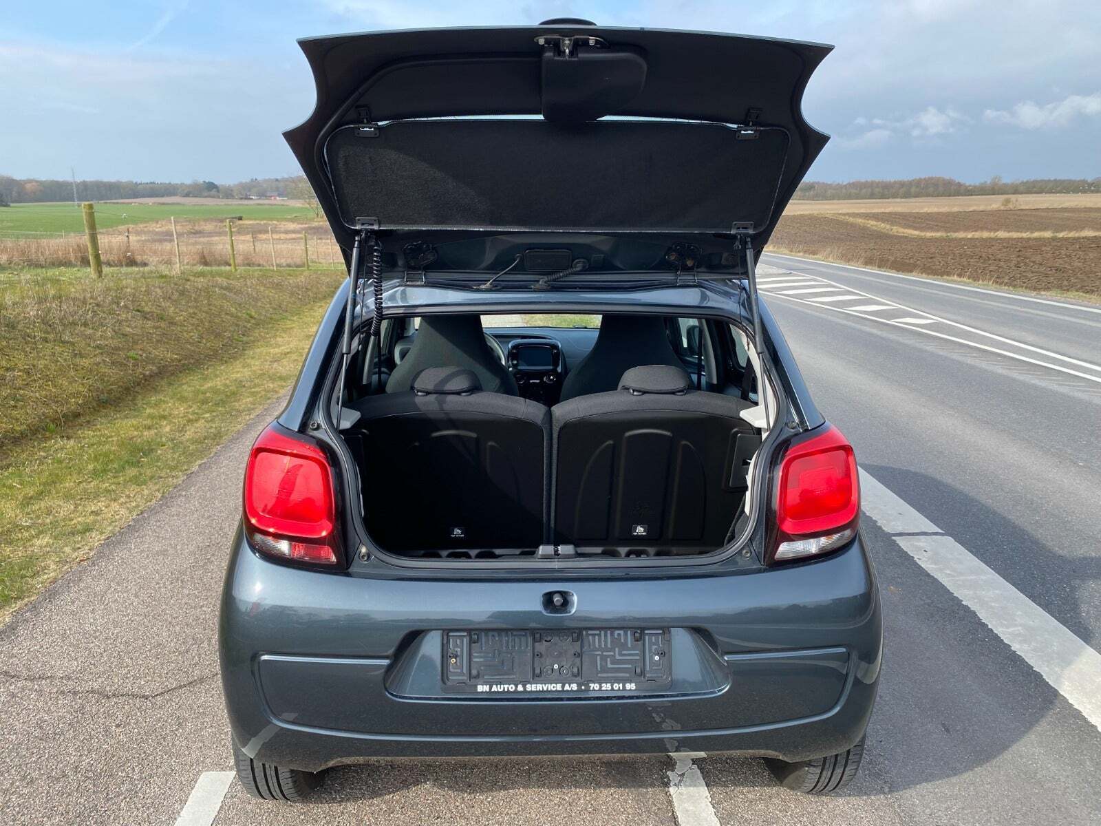 Grå Citroën C1 fra 2019