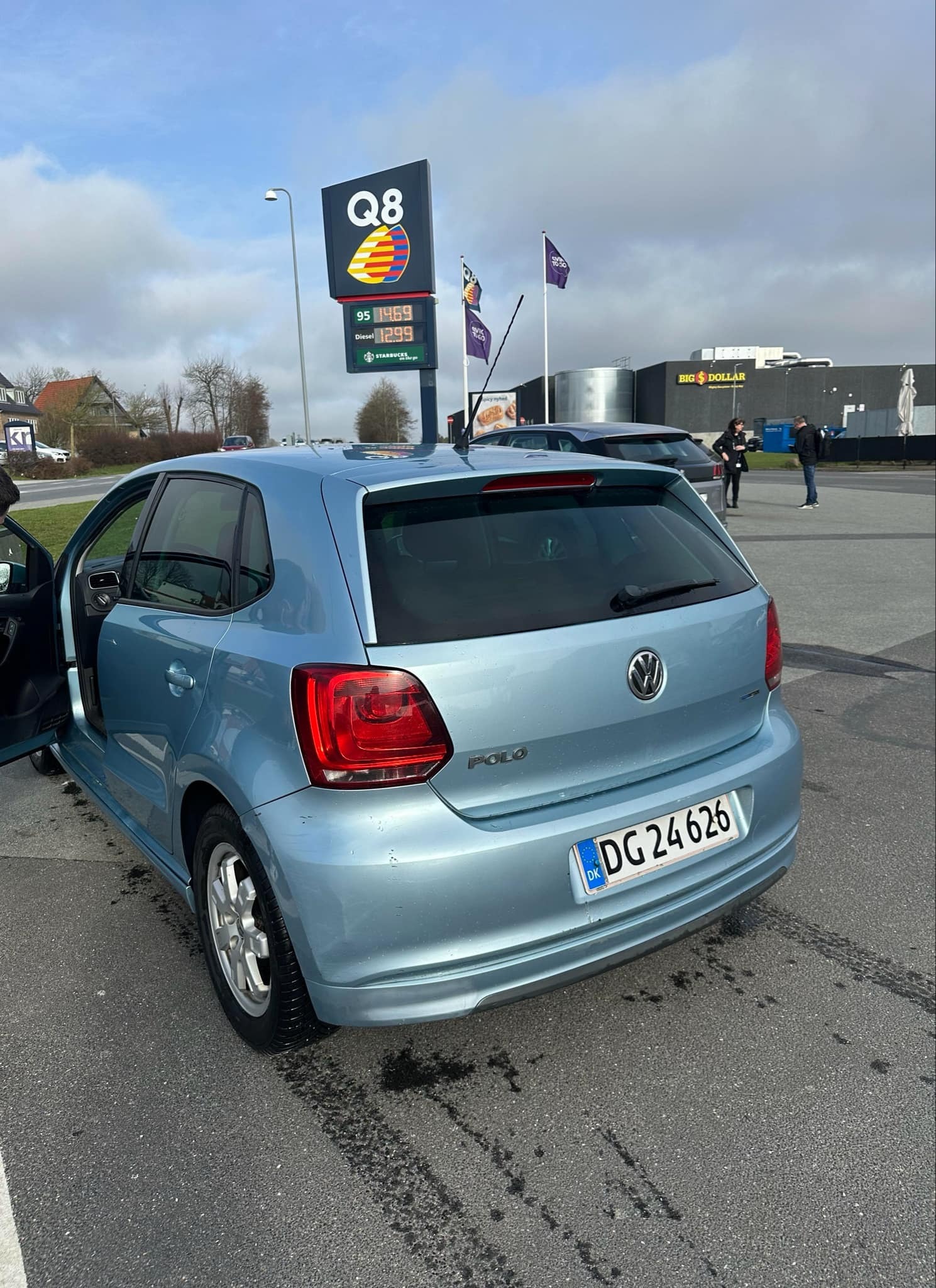 Blå VW Polo fra 2011