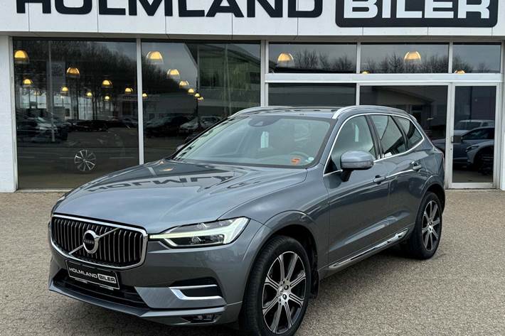 Grå Volvo XC60 fra 2018 set udefra