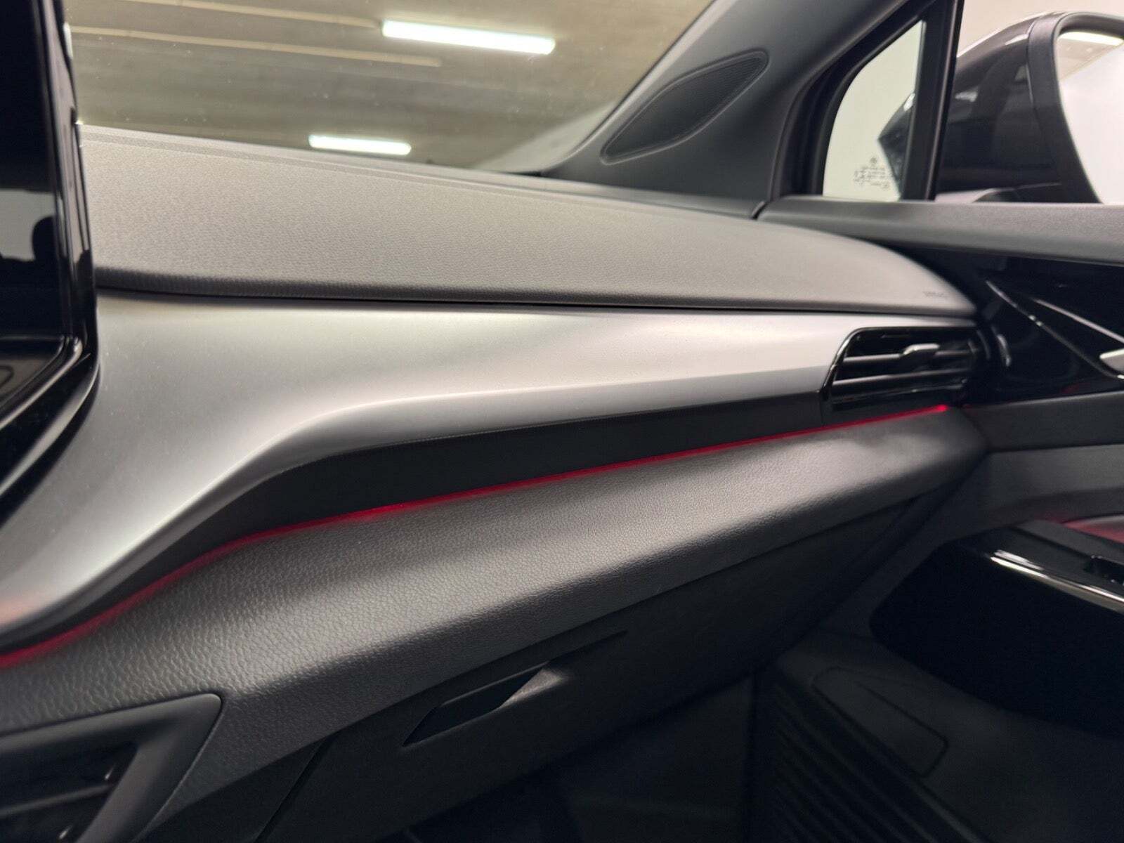 Grå VW ID.4 fra 2022