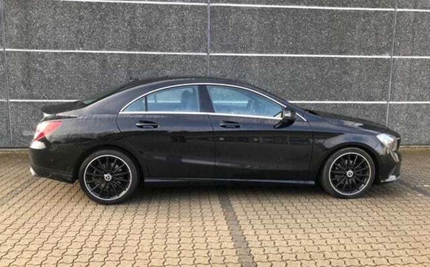 Mercedes CLA200