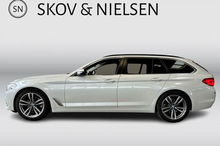 Hvid BMW 520d fra 2019