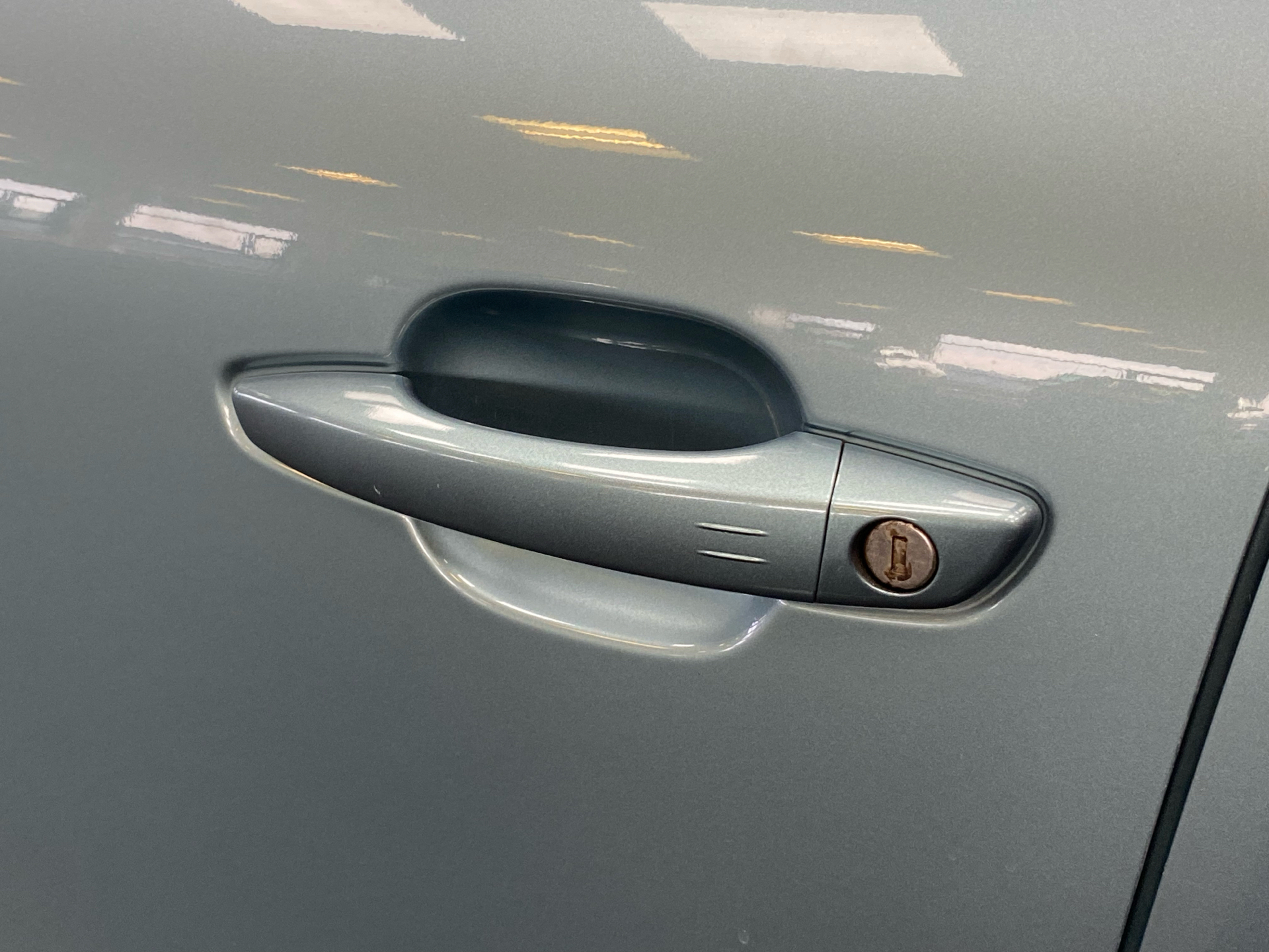 Blå Citroën ë-C4 fra 2020