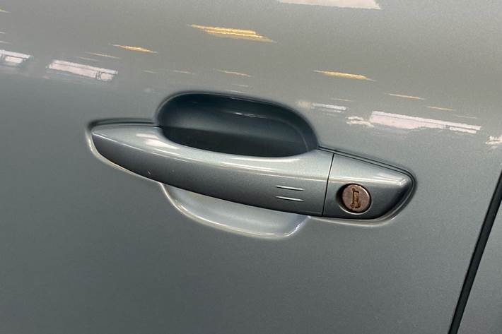 Blå Citroën ë-C4 fra 2020