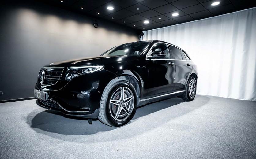 Mercedes EQC400