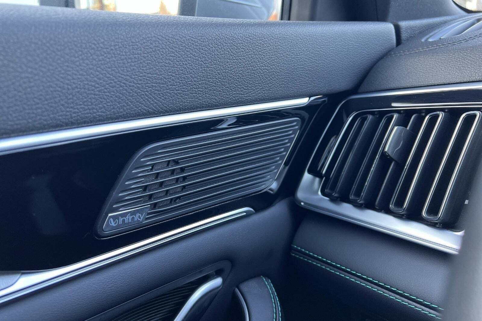 Grå BYD Seal U fra 2024