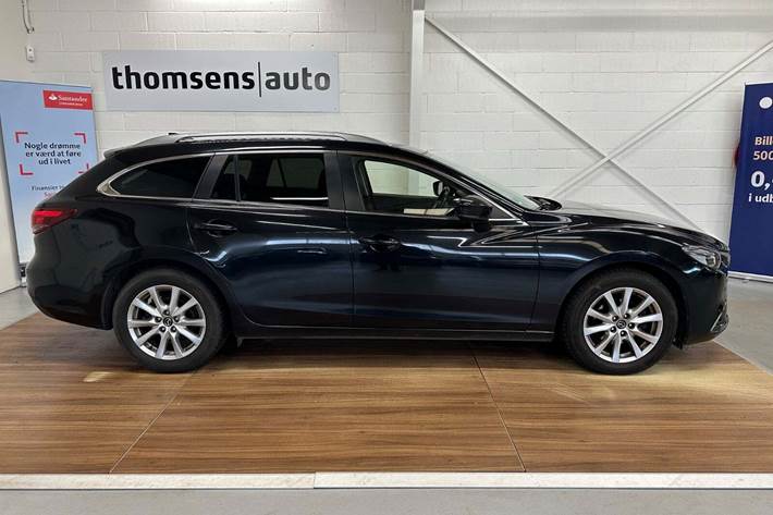 Sort Mazda 6 fra 2016