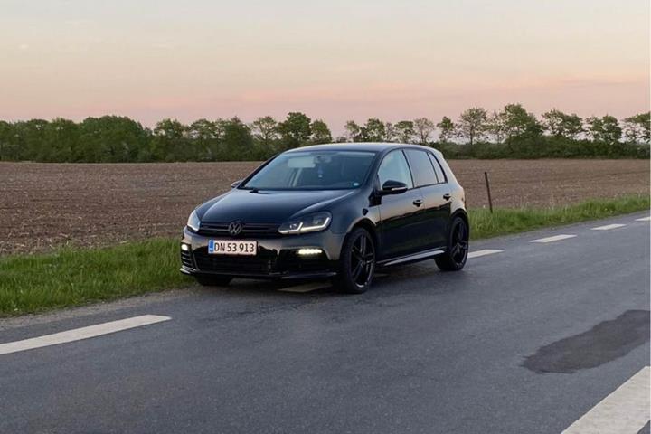 Sort VW Golf fra 2011