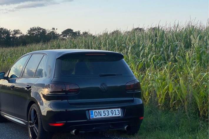 Sort VW Golf fra 2011