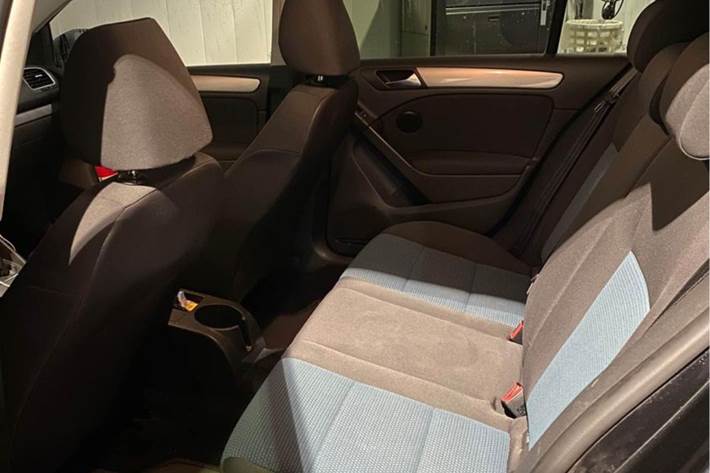 Sort VW Golf fra 2011