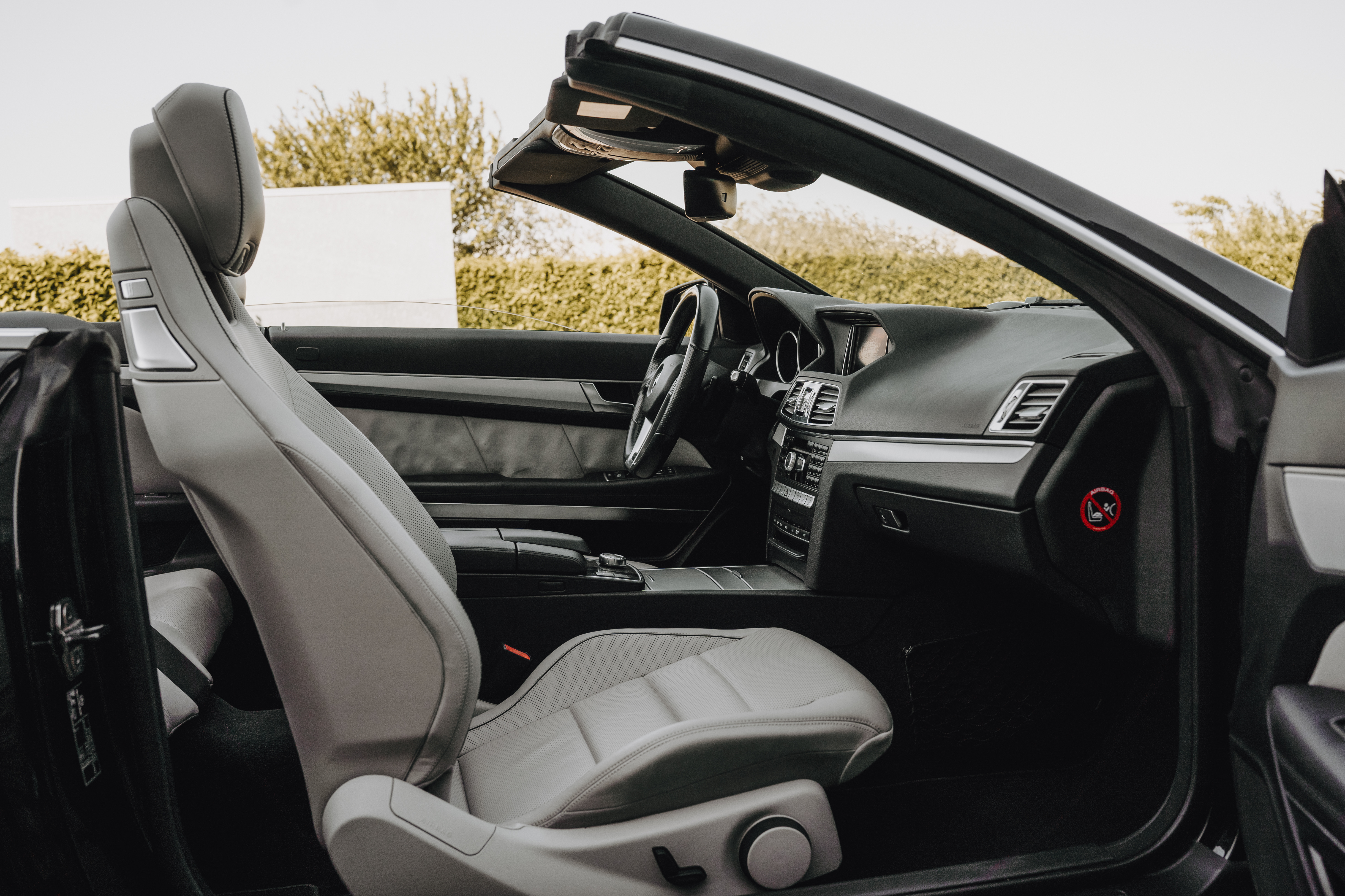 Sort Mercedes E400 fra 2014