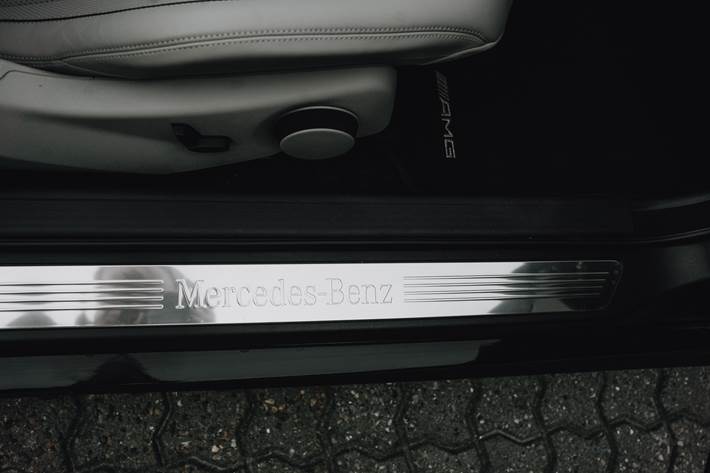 Sort Mercedes E400 fra 2014