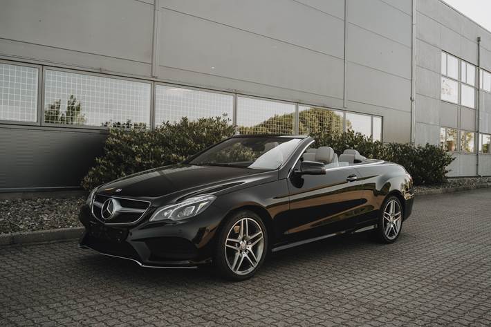 Sort Mercedes E400 fra 2014