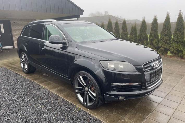 undefined Audi Q7 fra 2006
