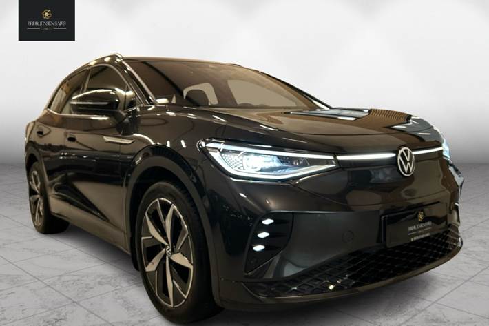 Sort VW ID.4 fra 2022 set udefra