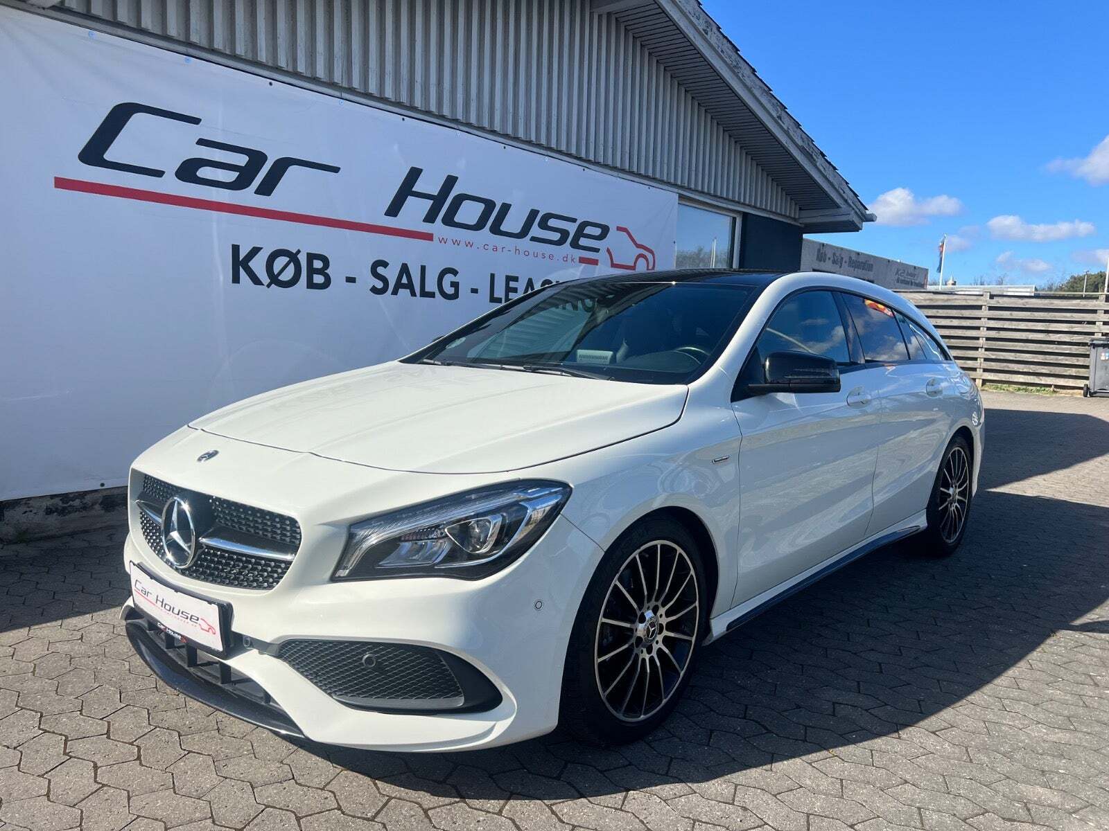 Hvid Mercedes CLA220 d fra 2017