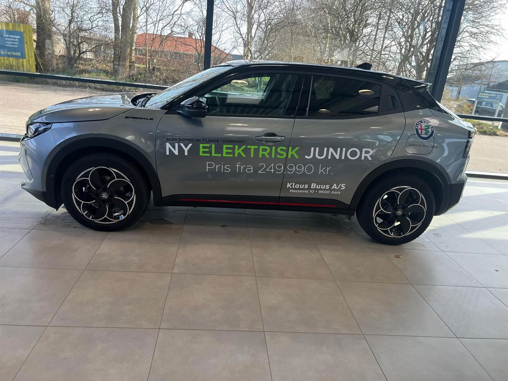 Alfa Romeo Junior EL Speciale 156HK 5d Aut.