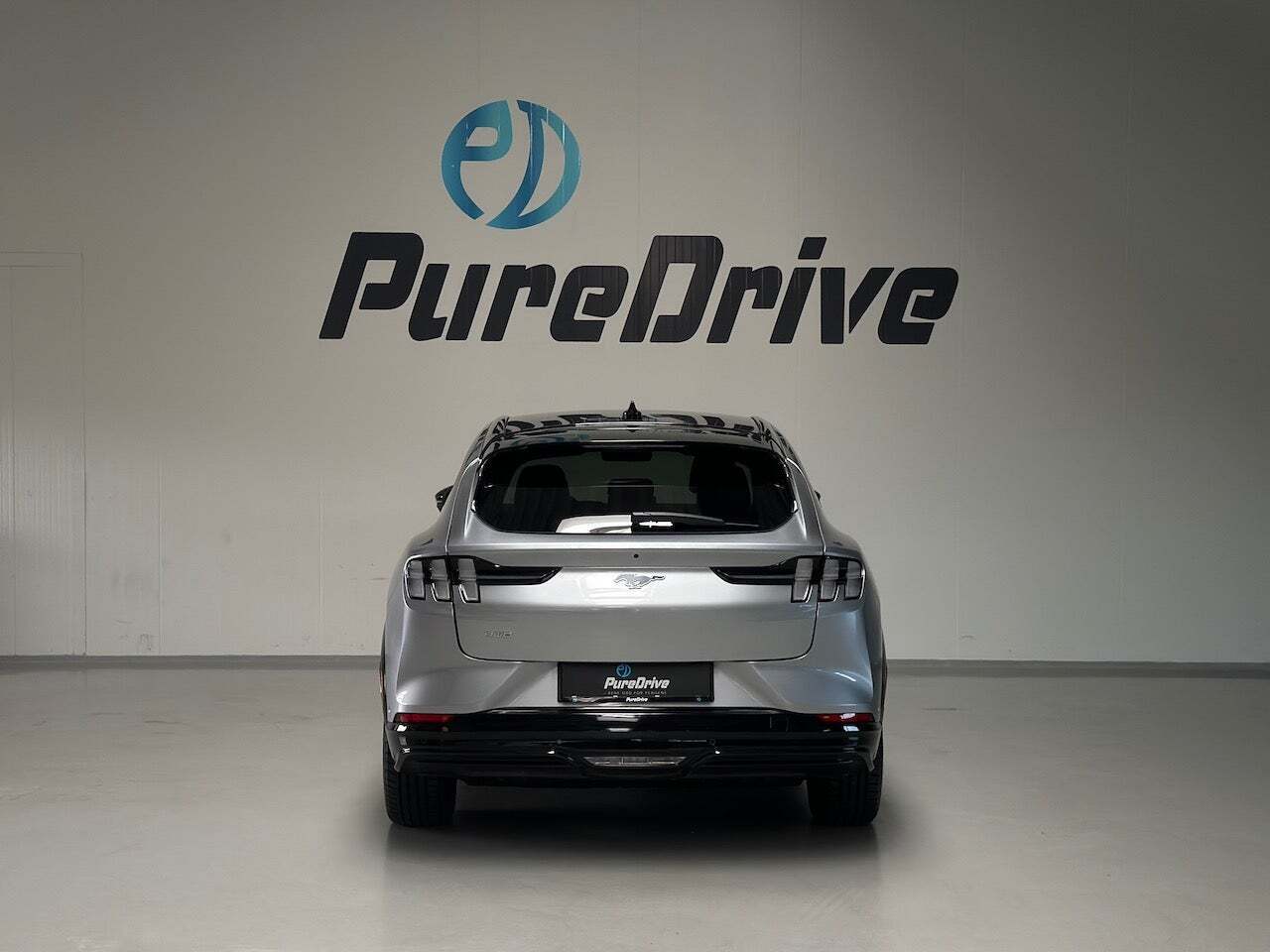 Ford Mustang Mach-E 75 Standard Range AWD